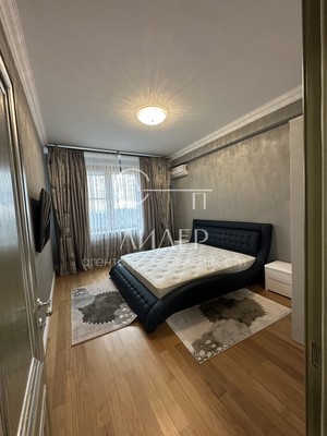 Продам трехкомнатную (3-комн.) квартиру, Курортный (Хостинский р-н) пр-кт, 95А, Сочи г