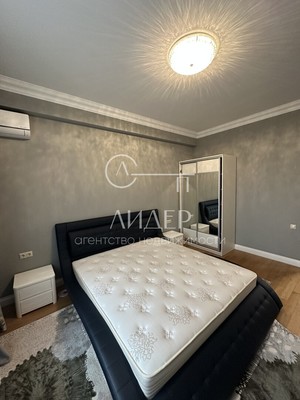 Продам трехкомнатную (3-комн.) квартиру, Курортный (Хостинский р-н) пр-кт, 95А, Сочи г