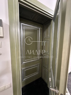 Продам трехкомнатную (3-комн.) квартиру, Курортный (Хостинский р-н) пр-кт, 95А, Сочи г