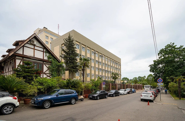 Продам двухкомнатную (2-комн.) квартиру, Нагорная ул, 27, Горное Лоо с