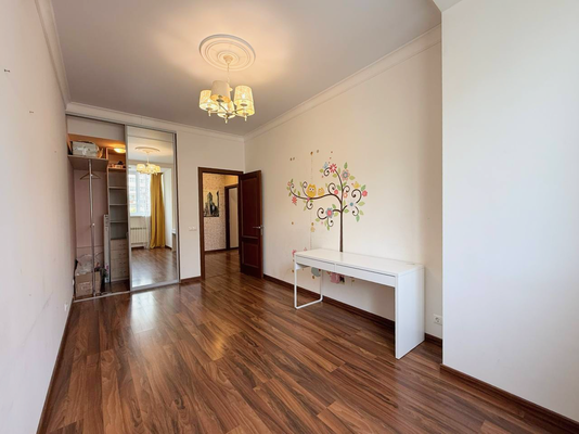 Продам трехкомнатную (3-комн.) квартиру, Тимирязева ул, 41, Нижний Новгород г