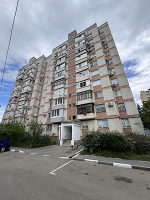Продам трехкомнатную (3-комн.) квартиру, Железнодорожная ул, 21, Симферополь г