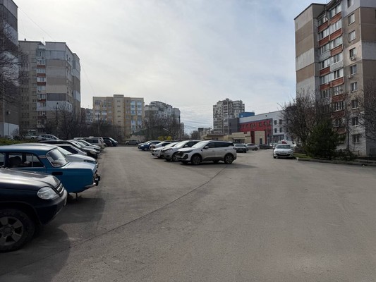 Сдам двухкомнатную (2-комн.) квартиру, Балаклавская ул, 97, Симферополь г