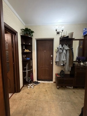 Продам двухкомнатную (2-комн.) квартиру, Бела Куна ул, 27, Симферополь г