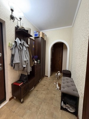 Продам двухкомнатную (2-комн.) квартиру, Бела Куна ул, 27, Симферополь г