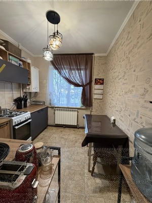 Продам двухкомнатную (2-комн.) квартиру, Бела Куна ул, 27, Симферополь г