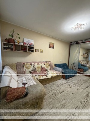 Продам двухкомнатную (2-комн.) квартиру, Бела Куна ул, 27, Симферополь г