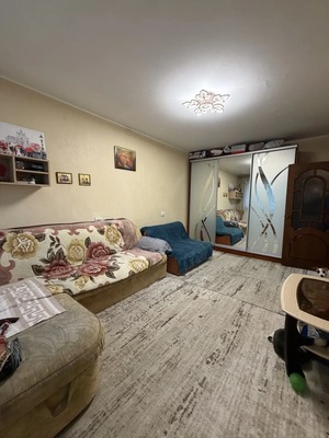 Продам двухкомнатную (2-комн.) квартиру, Бела Куна ул, 27, Симферополь г