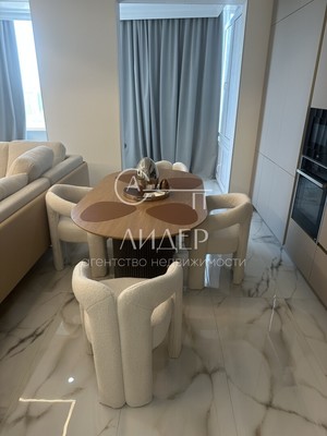 Продам трехкомнатную (3-комн.) квартиру, Первомайская (Центральный р-н) ул, 21, Сочи г