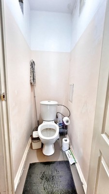 Продам двухкомнатную (2-комн.) квартиру, Героев-Разведчиков ул, 34, Краснодар г
