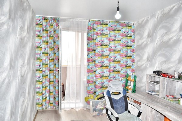 Продам двухкомнатную (2-комн.) квартиру, им. писателя Знаменского пр-кт, 9к4, Краснодар г