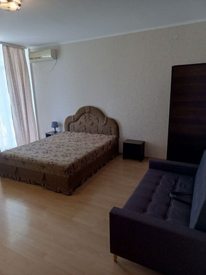 Продам двухкомнатную (2-комн.) квартиру, Морская ул, 87, Коктебель пгт