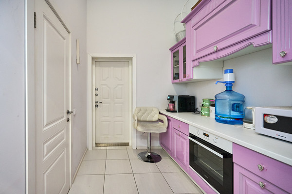 Продам салон красоты 101 м2, Веласкеса б-р, 5к4, Сосенское п