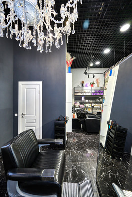 Продам салон красоты 101 м2, Веласкеса б-р, 5к4, Сосенское п