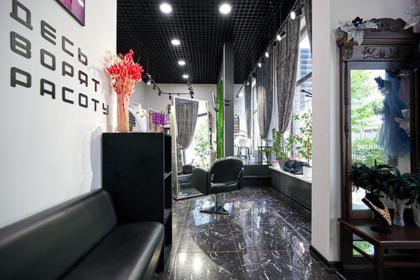 Продам салон красоты 101 м2, Веласкеса б-р, 5к4, Сосенское п