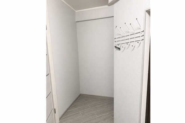 Продам двухкомнатную (2-комн.) квартиру, Генерала Донскова ул, 27к3, Новофедоровское п