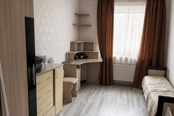 Продам двухкомнатную (2-комн.) квартиру, Генерала Донскова ул, 27к3, Новофедоровское п