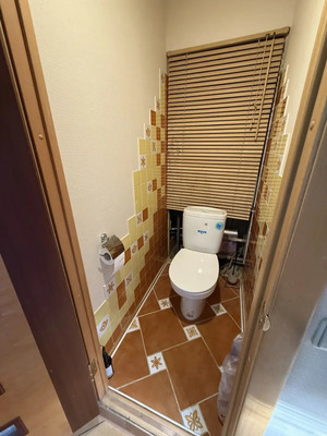 Продам двухкомнатную (2-комн.) квартиру, Адмирала Лазарева ул, 64, Москва г