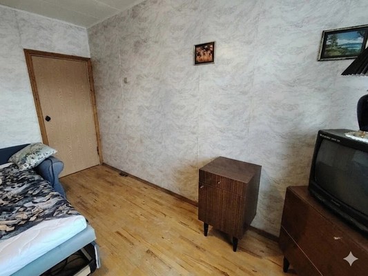 Продам двухкомнатную (2-комн.) квартиру, Солнечный городок мкр, 3, ЛМС п