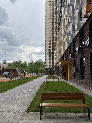 Продам однокомнатную (1-комн.) квартиру, Александровская ул, 3, Петрово-Дальнее с