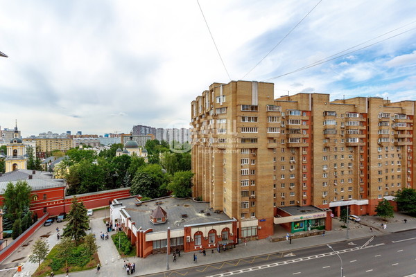 Продам трехкомнатную (3-комн.) квартиру, Таганская ул, 31к22, Москва г