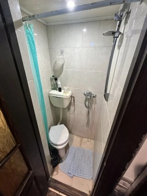 Продам двухкомнатную (2-комн.) квартиру, Индустриальная ул, 16, Симферополь г