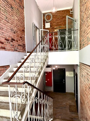 Продам однокомнатную (1-комн.) квартиру, Яхромская ул, 3, Москва г