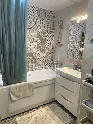 Продам однокомнатную (1-комн.) квартиру, Лысая гора (Хостинский р-н) ул, 23к1, Сочи г