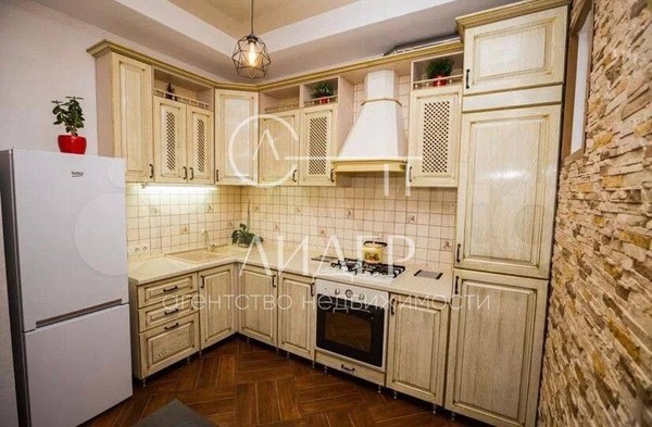 Продам трехкомнатную (3-комн.) квартиру, Есауленко (Хостинский р-н) ул, 10, Сочи г