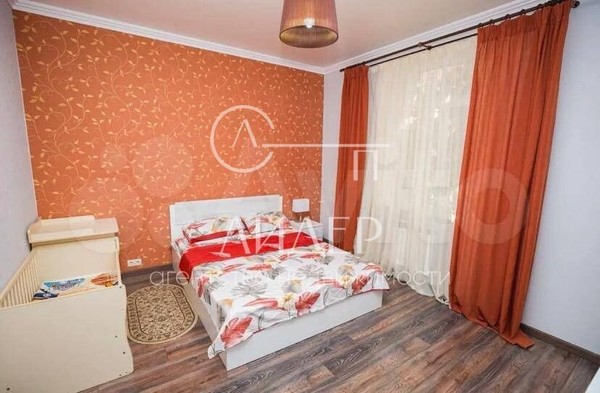 Продам трехкомнатную (3-комн.) квартиру, Есауленко (Хостинский р-н) ул, 10, Сочи г