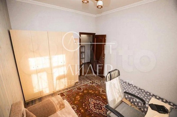 Продам трехкомнатную (3-комн.) квартиру, Есауленко (Хостинский р-н) ул, 10, Сочи г