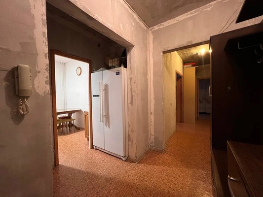 Продам трехкомнатную (3-комн.) квартиру, Брусилова ул, 21, Москва г