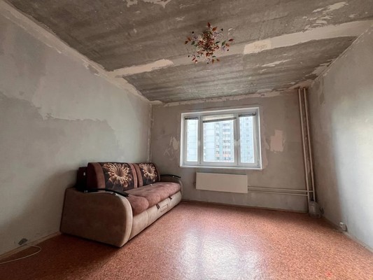 Продам трехкомнатную (3-комн.) квартиру, Брусилова ул, 21, Москва г