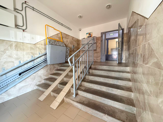 Продам двухкомнатную (2-комн.) квартиру, Кораблестроителей пр-кт, 50к1, Нижний Новгород г