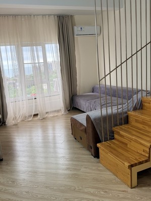 Продам двухкомнатную (2-комн.) квартиру, Клубничная (Центральный р-н) ул, 2/4, Сочи г