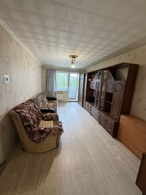 Продам двухкомнатную (2-комн.) квартиру, Володарского ул, 38, Лодейное Поле г