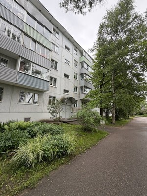 Продам двухкомнатную (2-комн.) квартиру, Володарского ул, 38, Лодейное Поле г