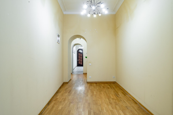 Продам многокомнатную квартиру, Каменноостровский пр-кт, 20А, Санкт-Петербург г