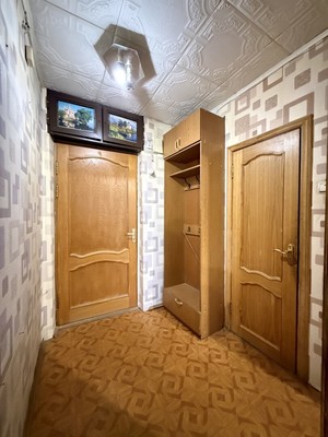 Продам однокомнатную (1-комн.) квартиру, Маршала Неделина ул, 4, Москва г