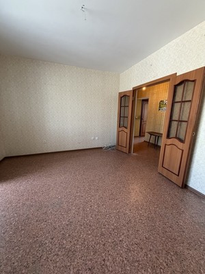 Продам двухкомнатную (2-комн.) квартиру, Калинина ул, 126, Ишим г