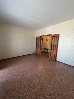 Продам двухкомнатную (2-комн.) квартиру, Калинина ул, 126, Ишим г