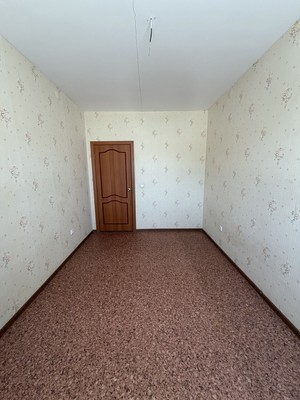 Продам двухкомнатную (2-комн.) квартиру, Калинина ул, 126, Ишим г