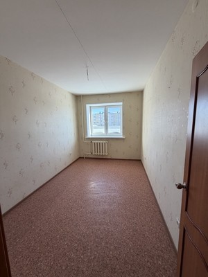Продам двухкомнатную (2-комн.) квартиру, Калинина ул, 126, Ишим г