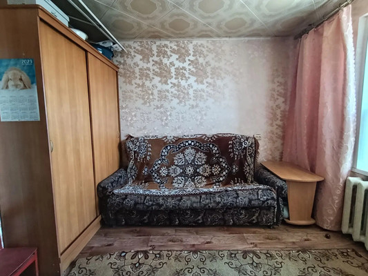 Продам двухкомнатную (2-комн.) квартиру, Шаронова ул, 25, Ишим г