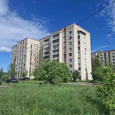 Продам трехкомнатную (3-комн.) квартиру, Профессиональная ул, 35, Иваново г