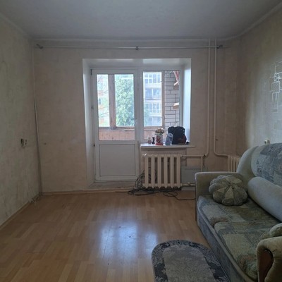 Продам трехкомнатную (3-комн.) квартиру, Профессиональная ул, 35, Иваново г