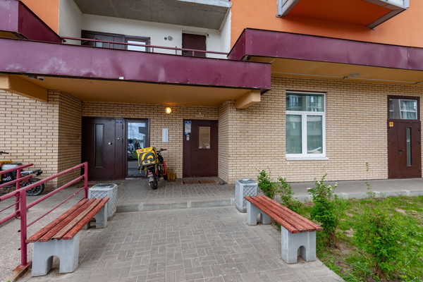 Продам однокомнатную (1-комн.) квартиру, Авиаторов Балтики пр-кт, 21, Мурино п