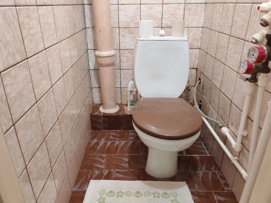 Продам трехкомнатную (3-комн.) квартиру, Волоха ул, 22, Энгельс г