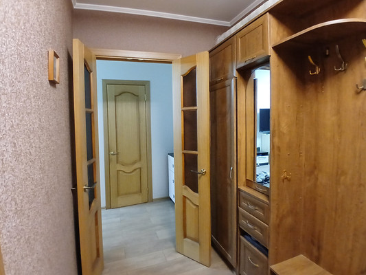 Продам двухкомнатную (2-комн.) квартиру, Зубковой ул, 27к2, Рязань г