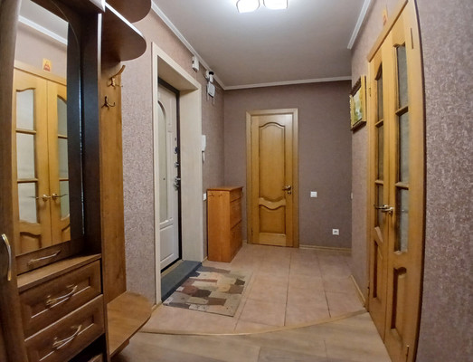 Продам двухкомнатную (2-комн.) квартиру, Зубковой ул, 27к2, Рязань г